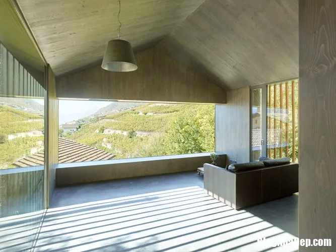 Ngôi nhà xây bằng gạch đá vụn tuyệt đẹp với không gian sống đơn giản