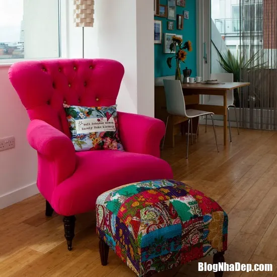 Những sắc màu thời trang cho không gian phòng khách nổi bật hơn trong năm mới