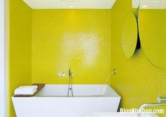 Phòng tắm cực chất với sắc vàng