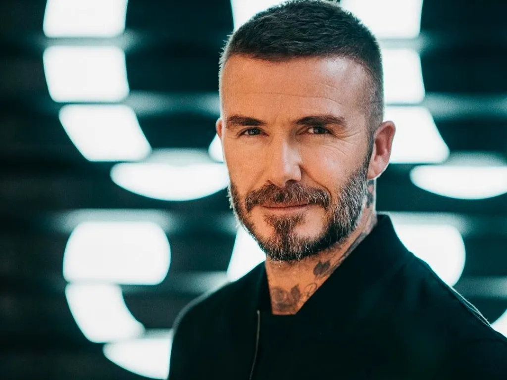 15 Kiểu tóc David Beckham đẹp nhất qua các thời kỳ, làm “điên đảo” giới trẻ toàn cầu 