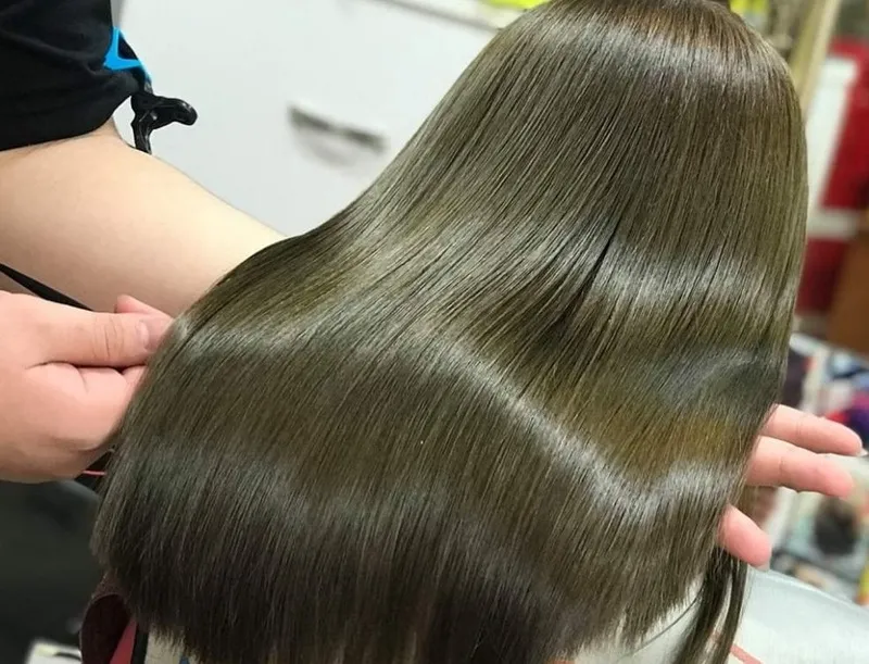 15 Kiểu tóc màu xanh rêu đẹp, cực bắt trend, hot nhất 2024