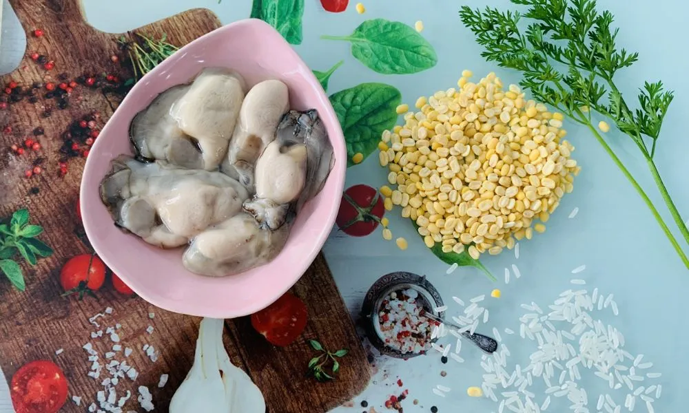3 Cách nấu cháo hàu sữa nấm rơm, đậu xanh ngon tại nhà