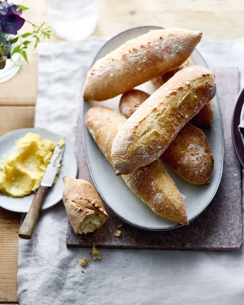 5 Cách làm bánh mì bằng nồi chiên không dầu giòn, thơm