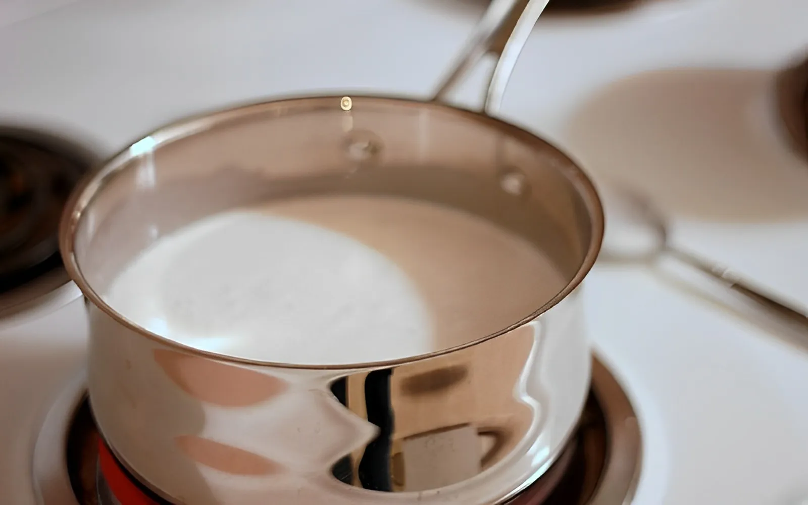 5 Cách làm kem dừa ngon, mát lạnh, đơn giản tại nhà