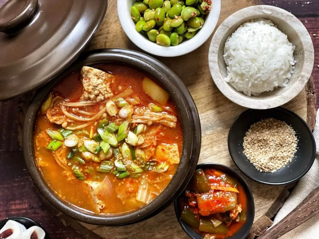 7 Cách nấu canh kim chi chuẩn vị Hàn Quốc, thơm ngon, đơn giản