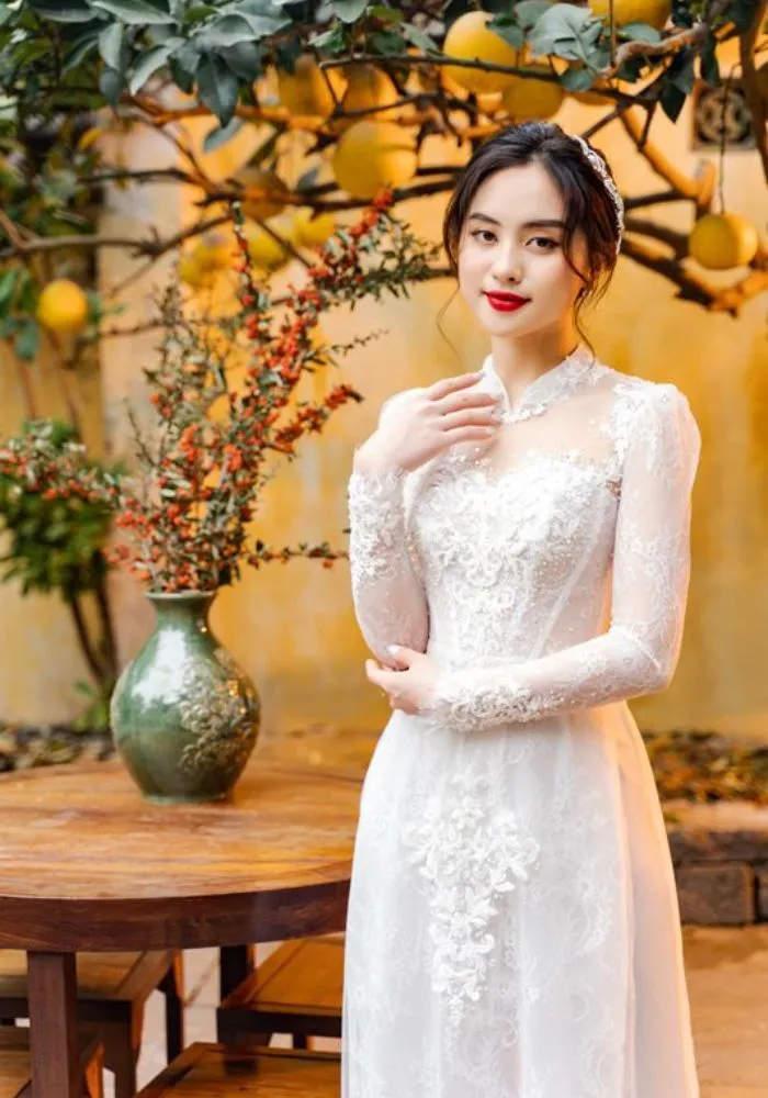 Kiểu tóc cô dâu mặc áo dài đơn giản cho ngày trọng đại