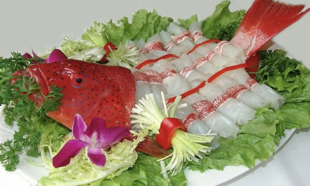 Sashimi là gì? Cách ăn sashimi chuẩn người Nhật, phân biệt sushi và sashimi 
