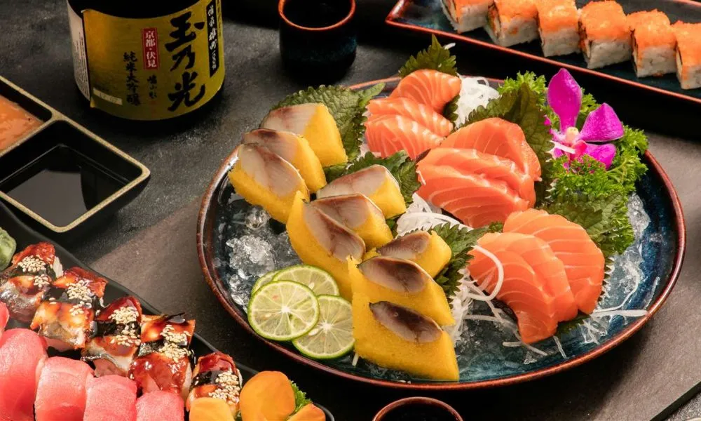 Sashimi là gì? Cách ăn sashimi chuẩn người Nhật, phân biệt sushi và sashimi 