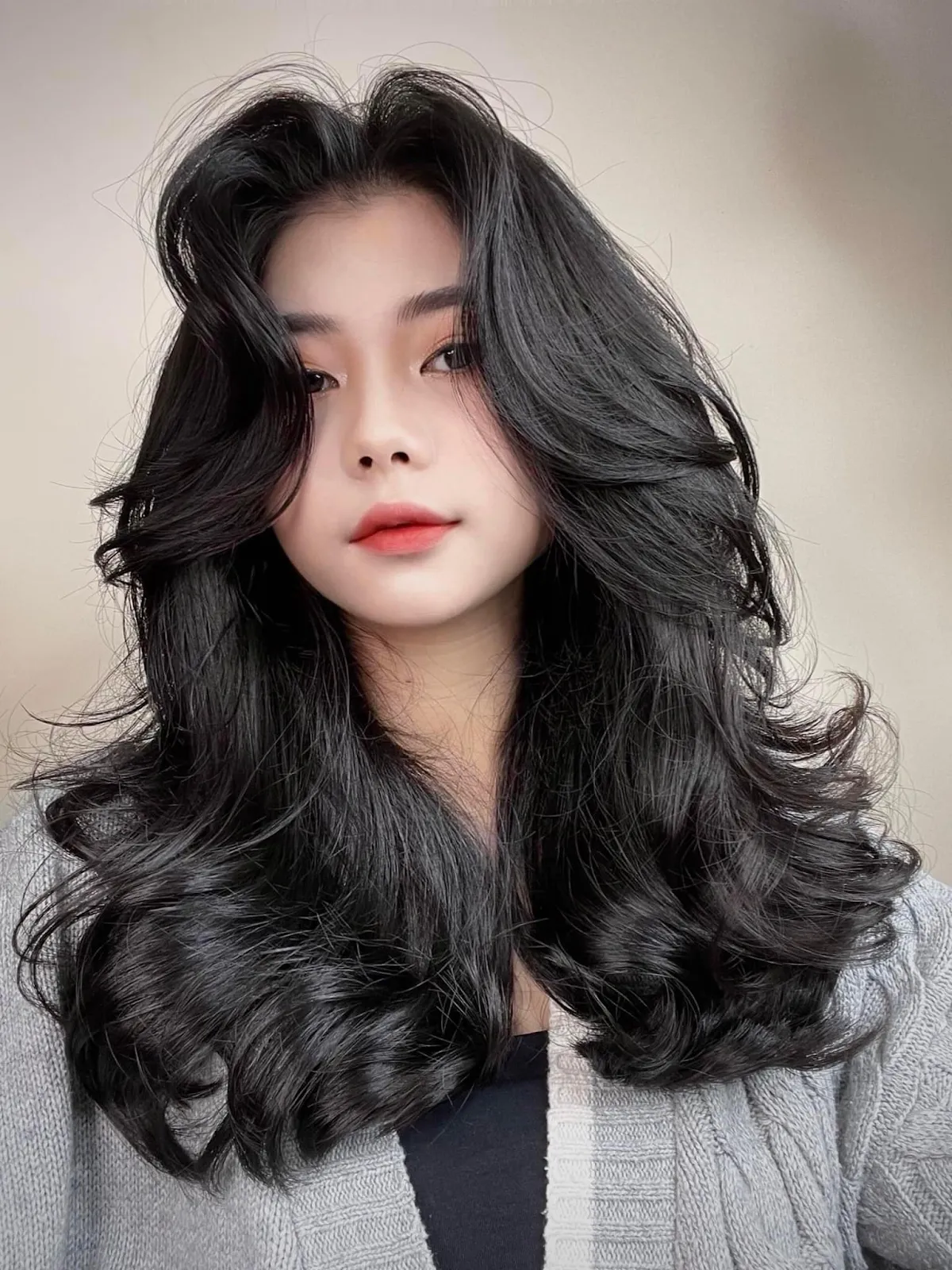 Top 10+ kiểu tóc uốn sóng lơi Hàn Quốc siêu tự nhiên và thu hút